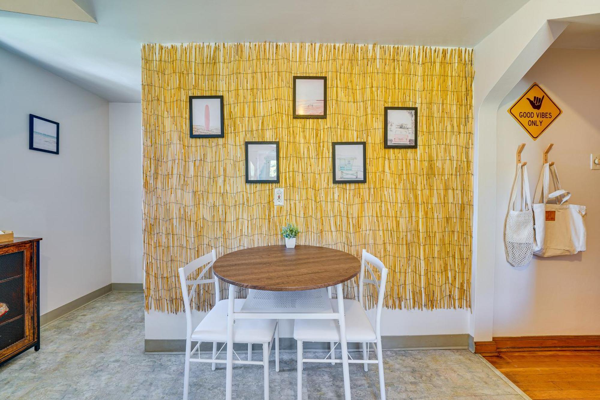 Apartment Cozy Vacation About 2 Mi To Downtown *