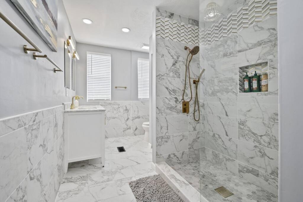Ferienhaus 3br Charming With Fireplace Pittsburgh