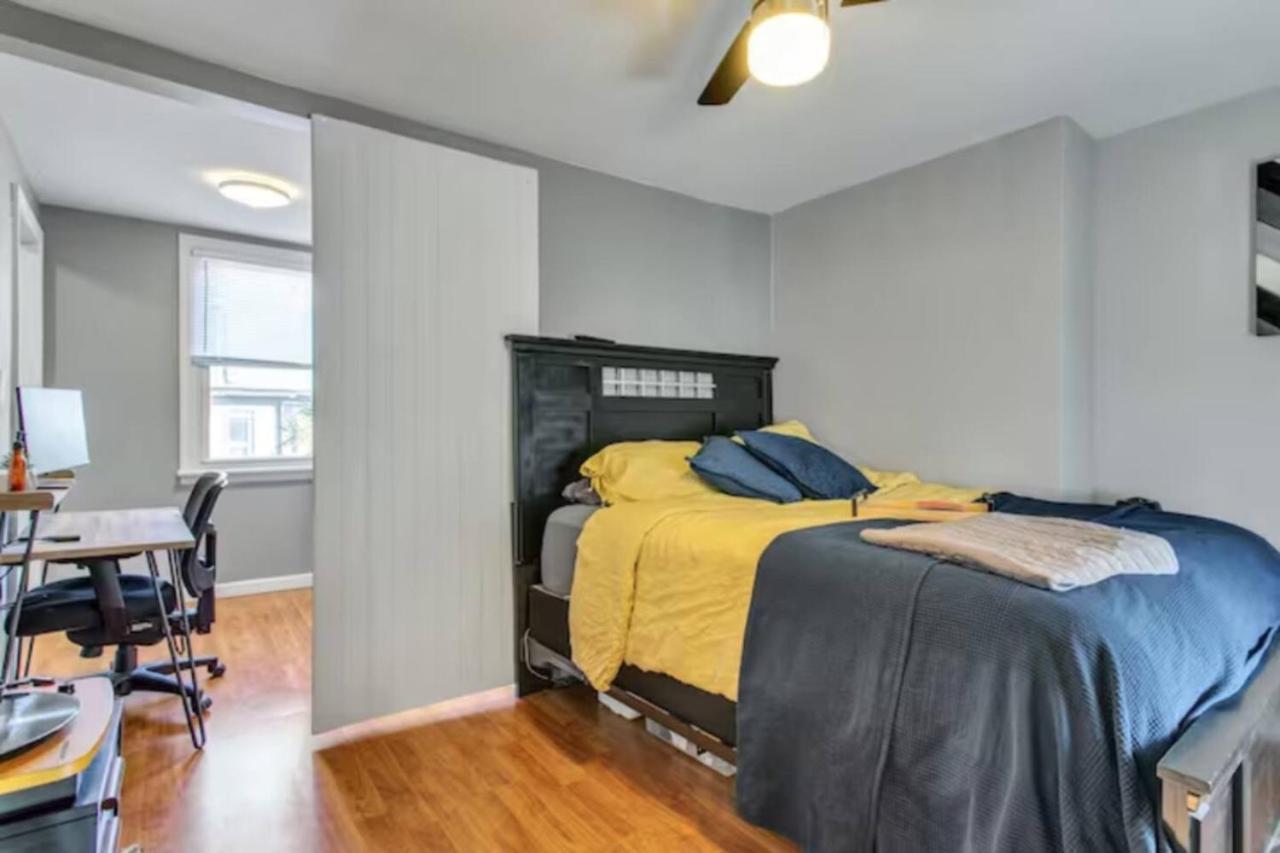 Apartment Near Arsenal Park L Street Parking *