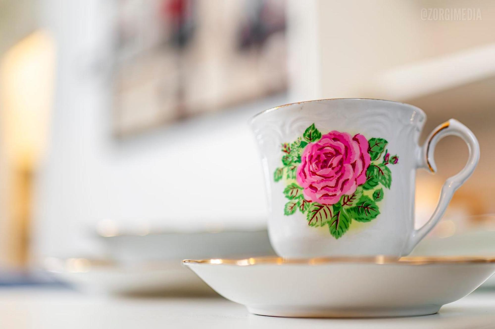 Charming - Pittsburgh's Little Italy Apartment