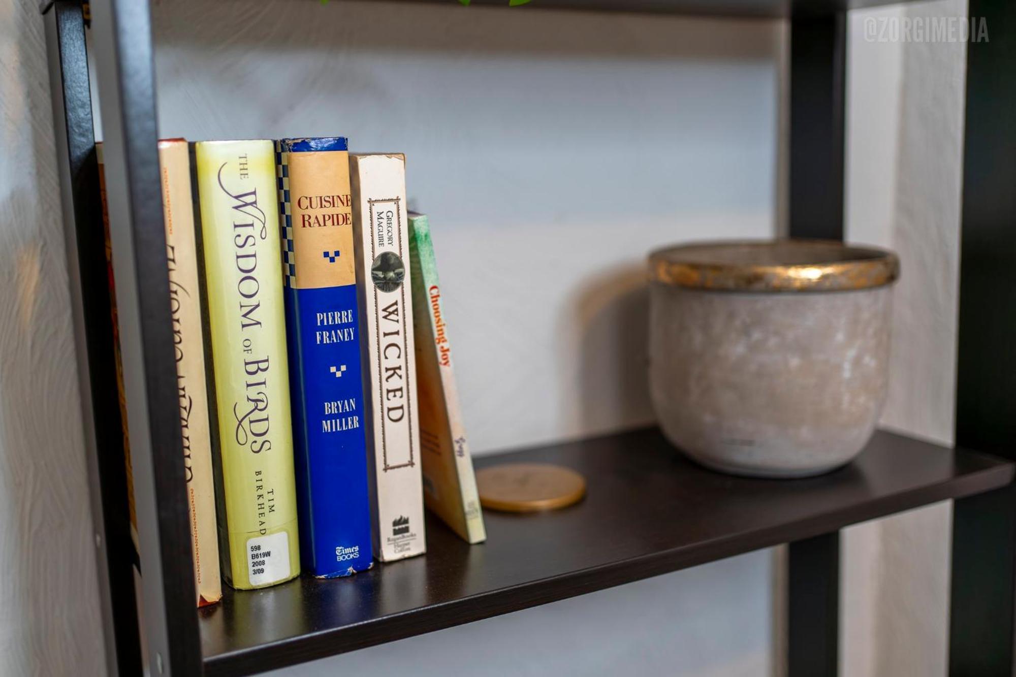 Charming - Pittsburgh's Little Italy Apartment