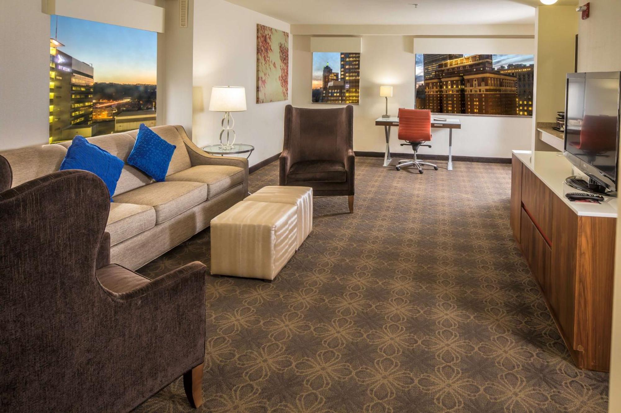 Doubletree By Hilton & Downtown Hotel