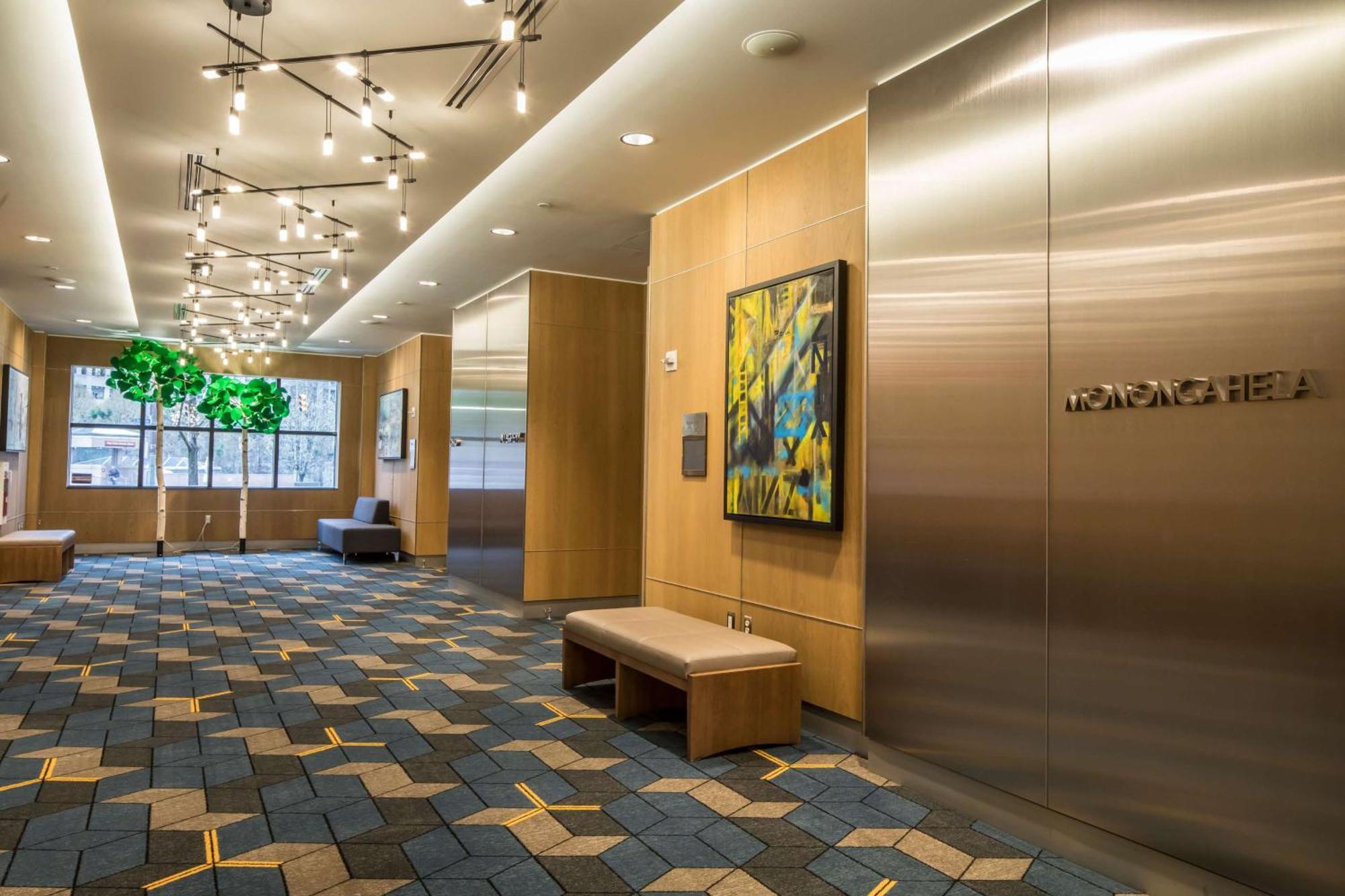 Doubletree By Hilton & Downtown Hotel