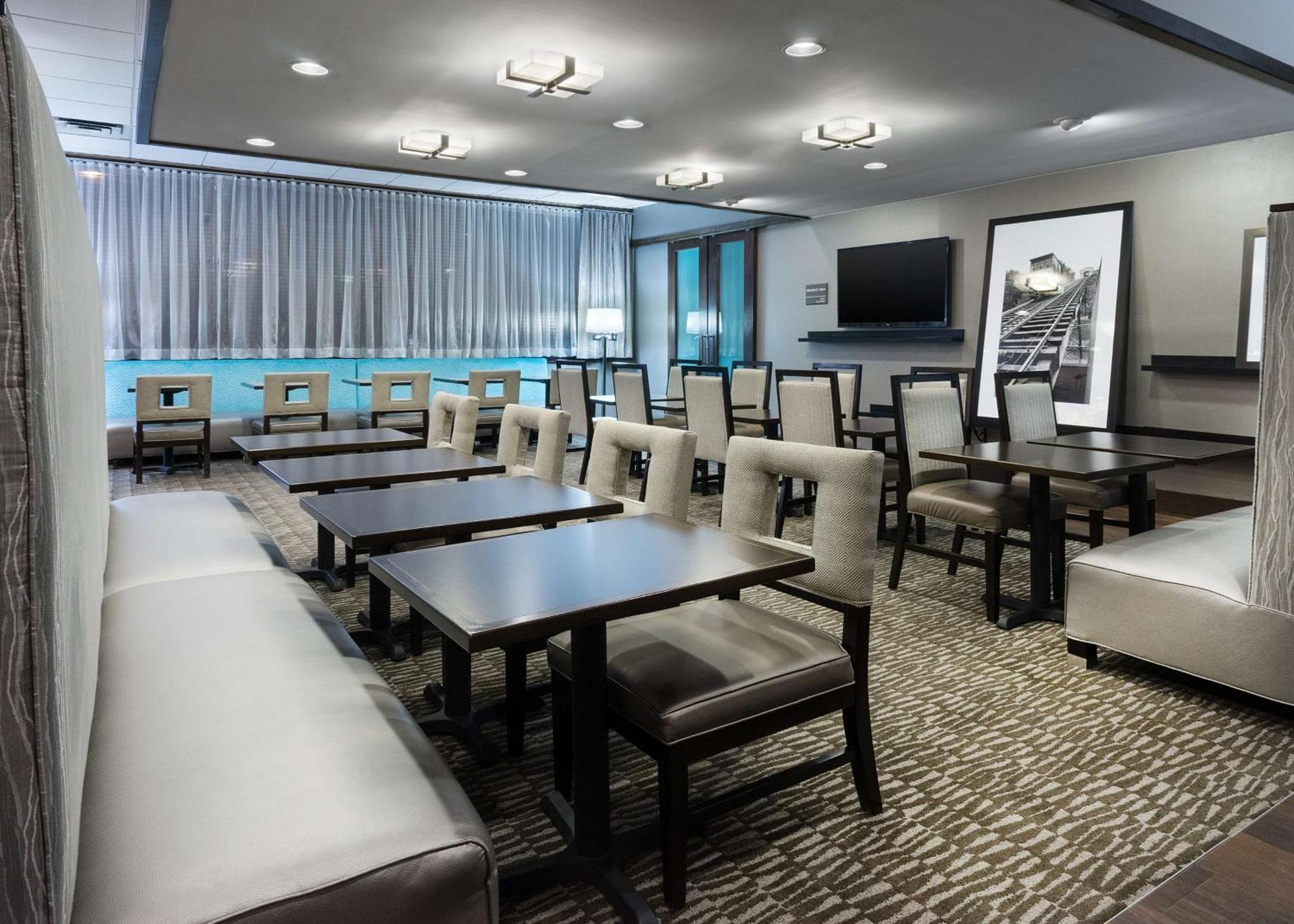 Hampton Medical Center 3* Pittsburgh