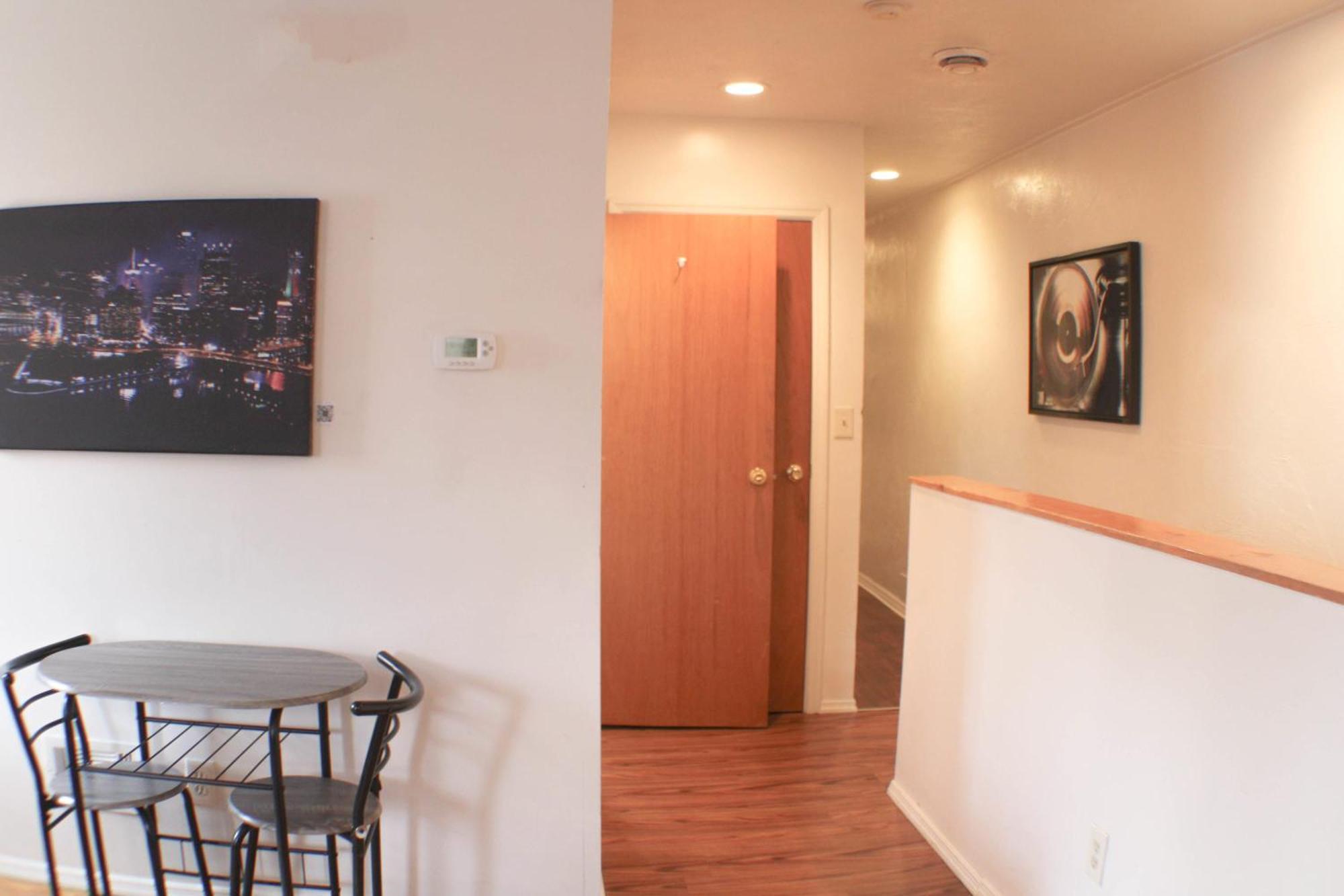 3 Bedroom Southside Loft - Amazing Location Apartment Pittsburgh