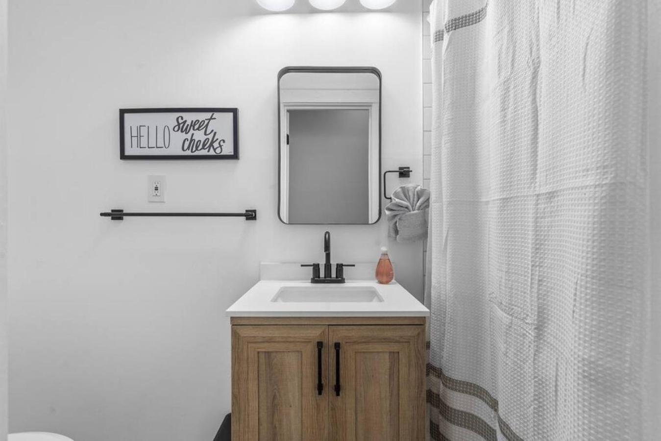 Holiday home New Gorgeous 4bd Near Universities Hot Tub Games Pittsburgh