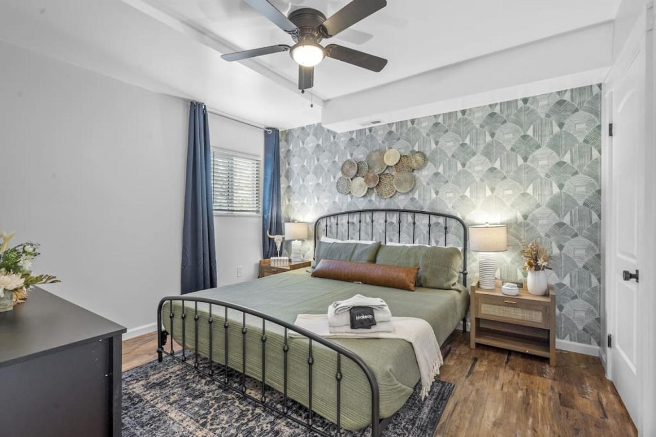 New Gorgeous 4bd Near Universities Hot Tub Games