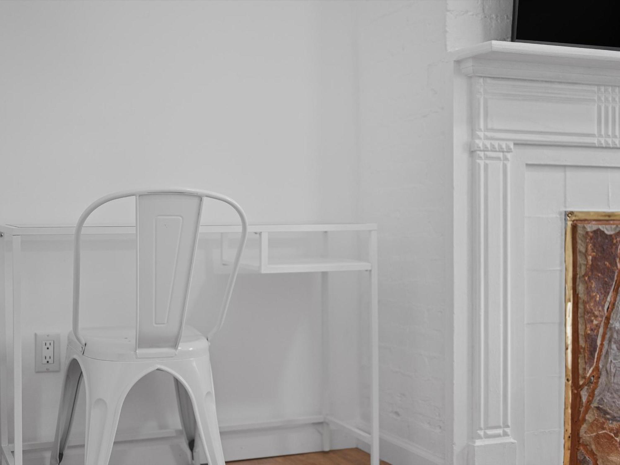 Shadyside, 3a Modern And Spacious Private Bedroom With Shared Bathroom And Free Parking