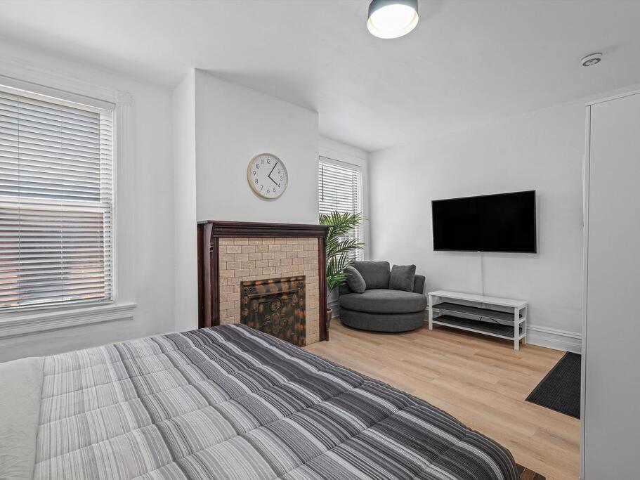 Apartment Shadyside, !4 Stylish And With Free Parking Pittsburgh