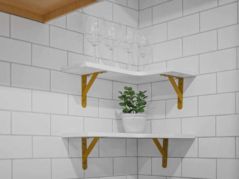 Apartment Shadyside, !4 Stylish And With Free Parking Pittsburgh