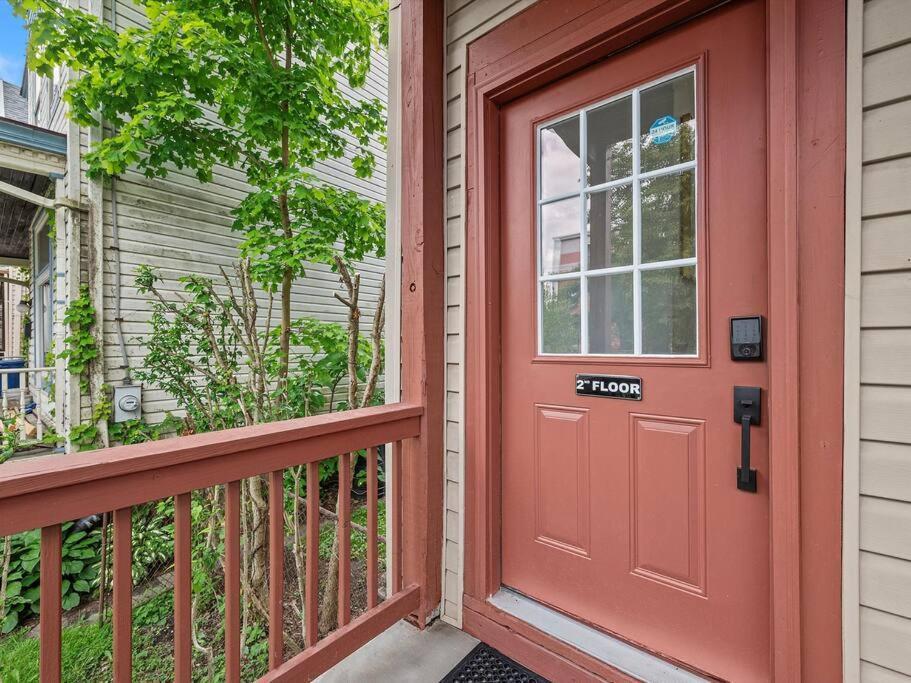 Shadyside, !4 Stylish And With Free Parking Apartment *