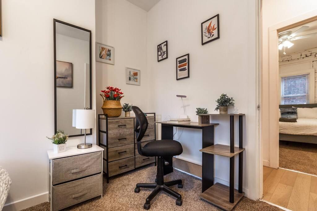 Apartment Carey Chateau - Bright And Cozy 3br *