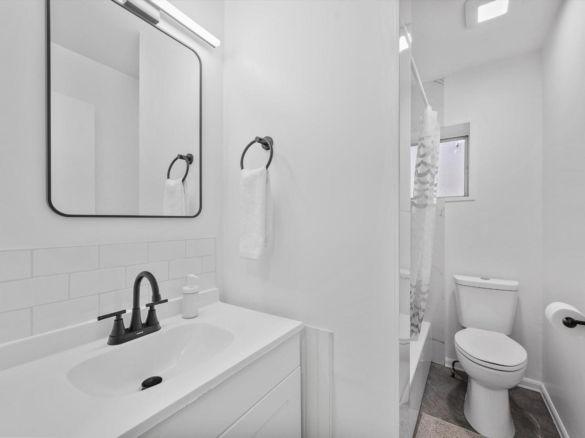 Bloomfield, Shadyside !d Spacious And Unique Bright Private Bedroom With Shared Bathroom * Pittsburgh