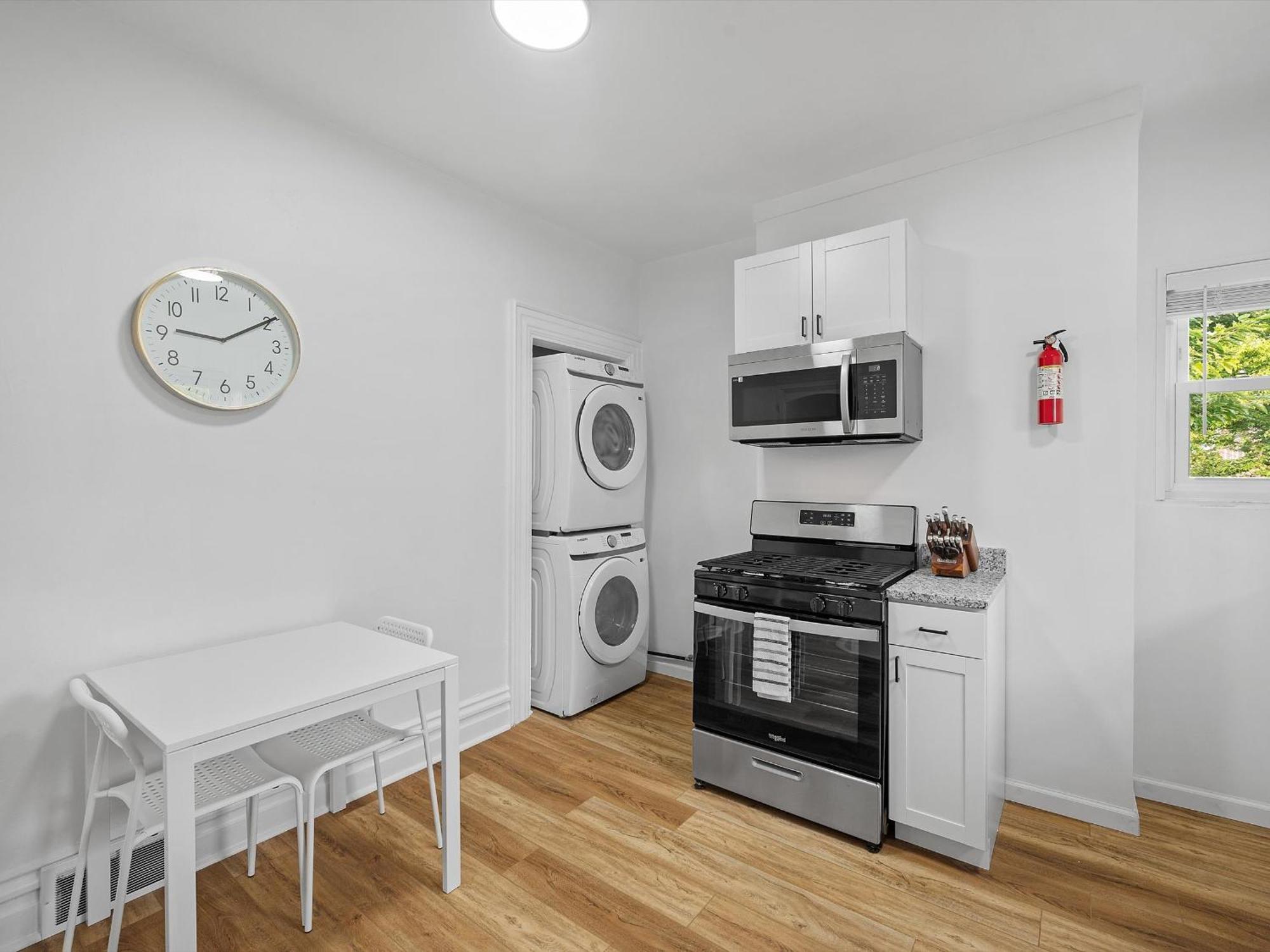 Bloomfield, Shadyside !d Spacious And Unique Bright Private Bedroom With Shared Bathroom * Pittsburgh