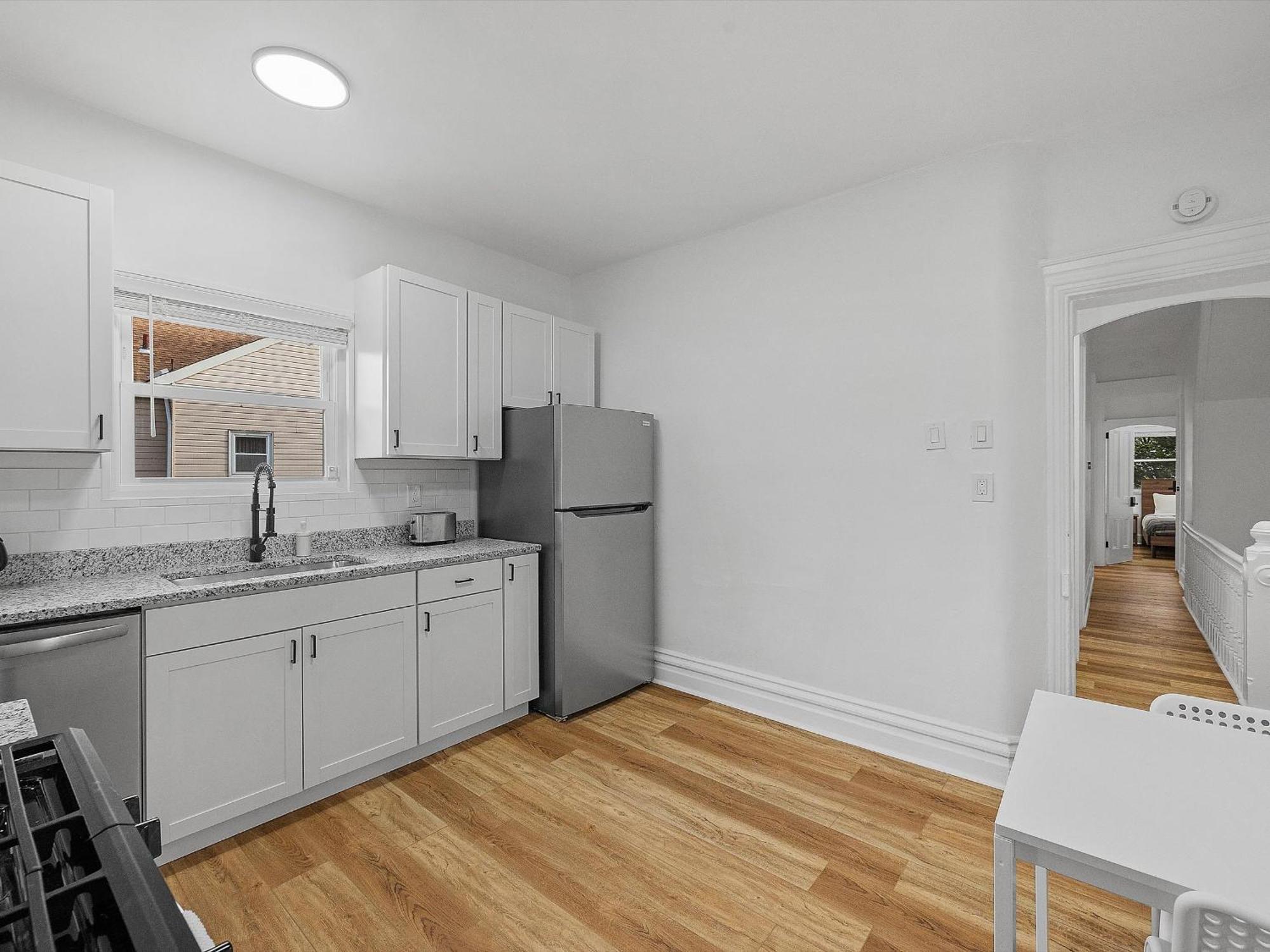 Bloomfield, Shadyside !d Spacious And Unique Bright Private Bedroom With Shared Bathroom * Pittsburgh