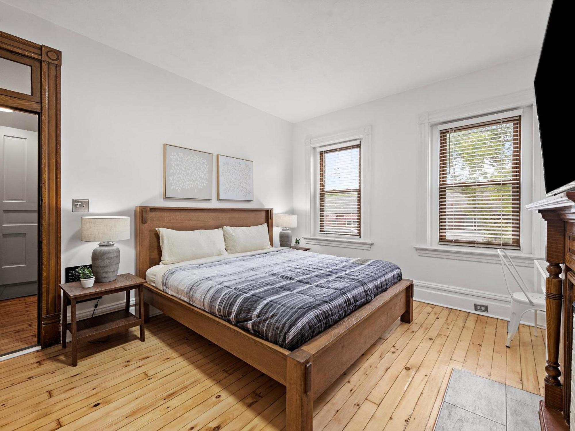 Homestay Oakland, !c Bright And Stylish Private Bedroom With Shared Bathroom *