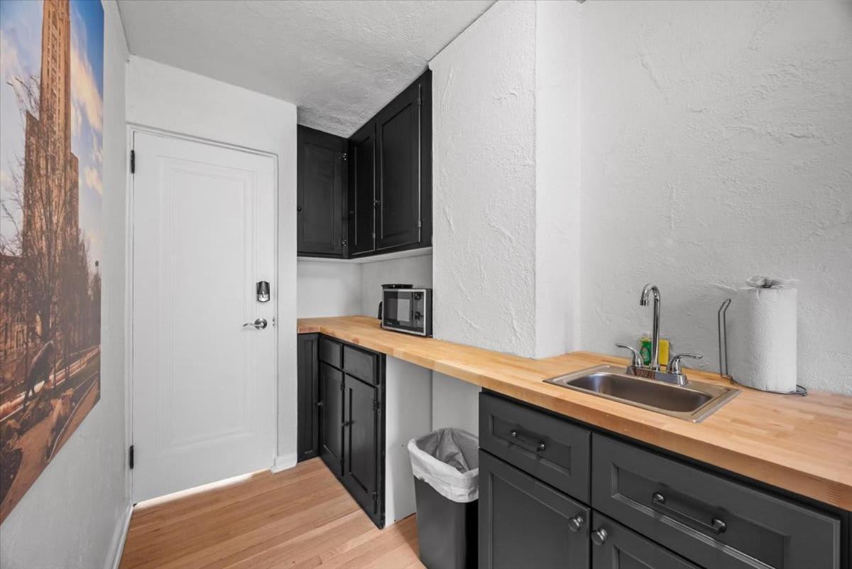 The Walnut - The Secluded Apartment Pittsburgh