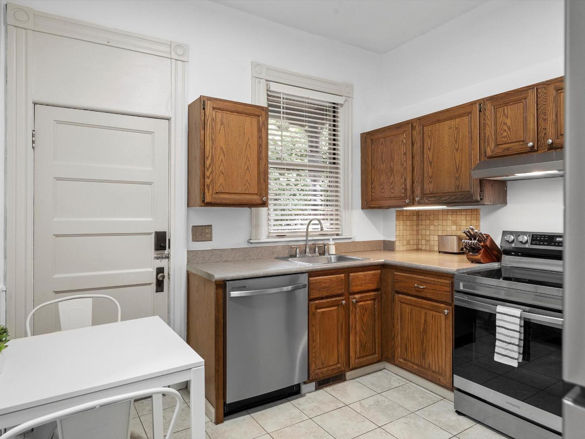 Oakland, !b Stylish And Quiet Private Bedroom With Shared Bathroom Hospedagem domiciliar Pittsburgh