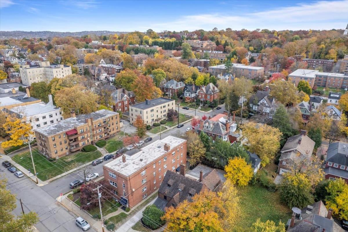 The Walnut - The Emerald Apartment Pittsburgh