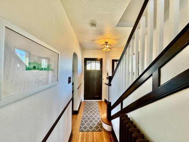 Spacious 3br With Movie Theater