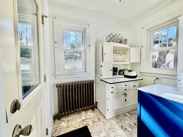 Spacious 3br With Movie Theater