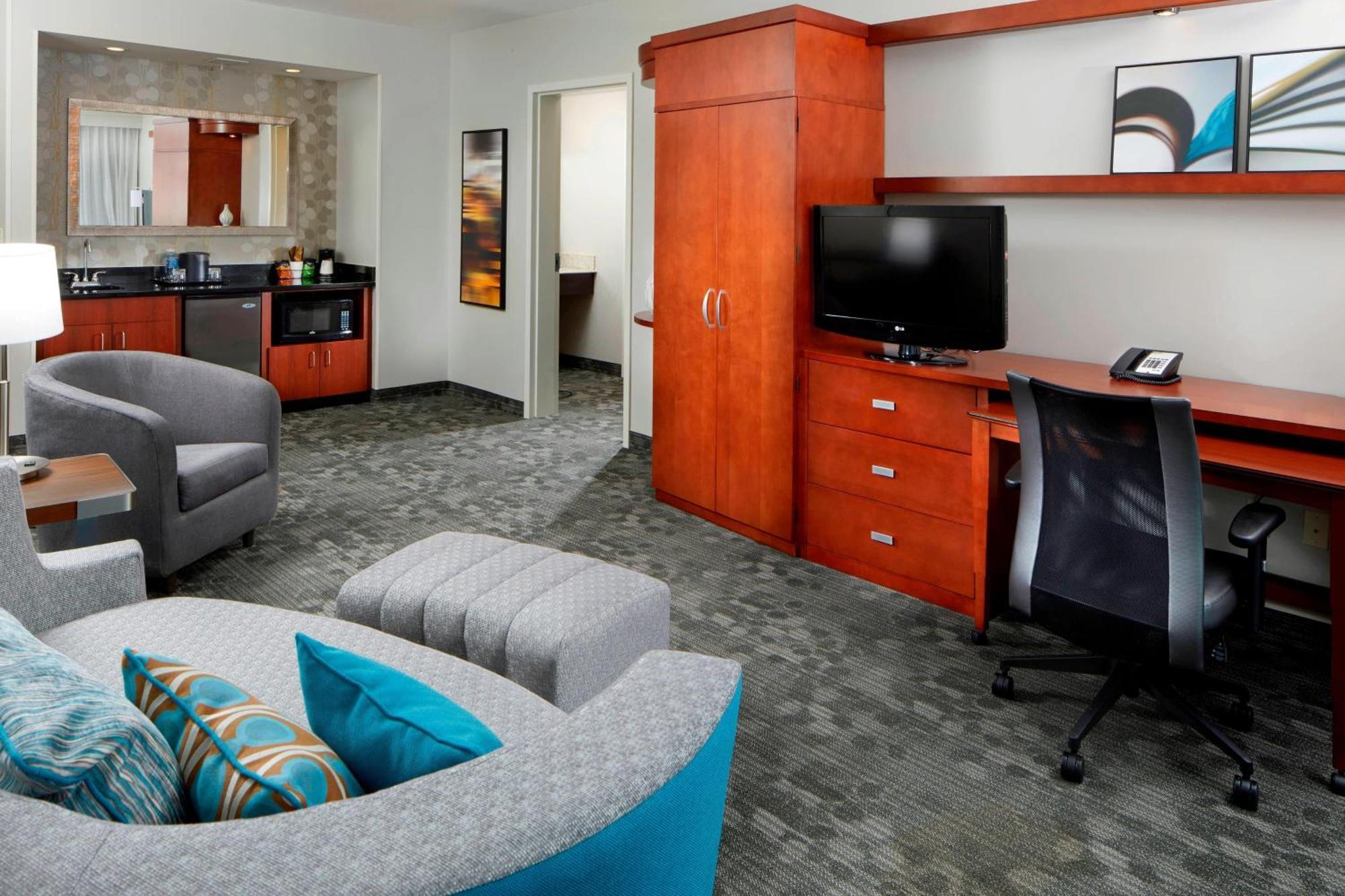 Hotel Courtyard Settlers Ridge/robinson Township