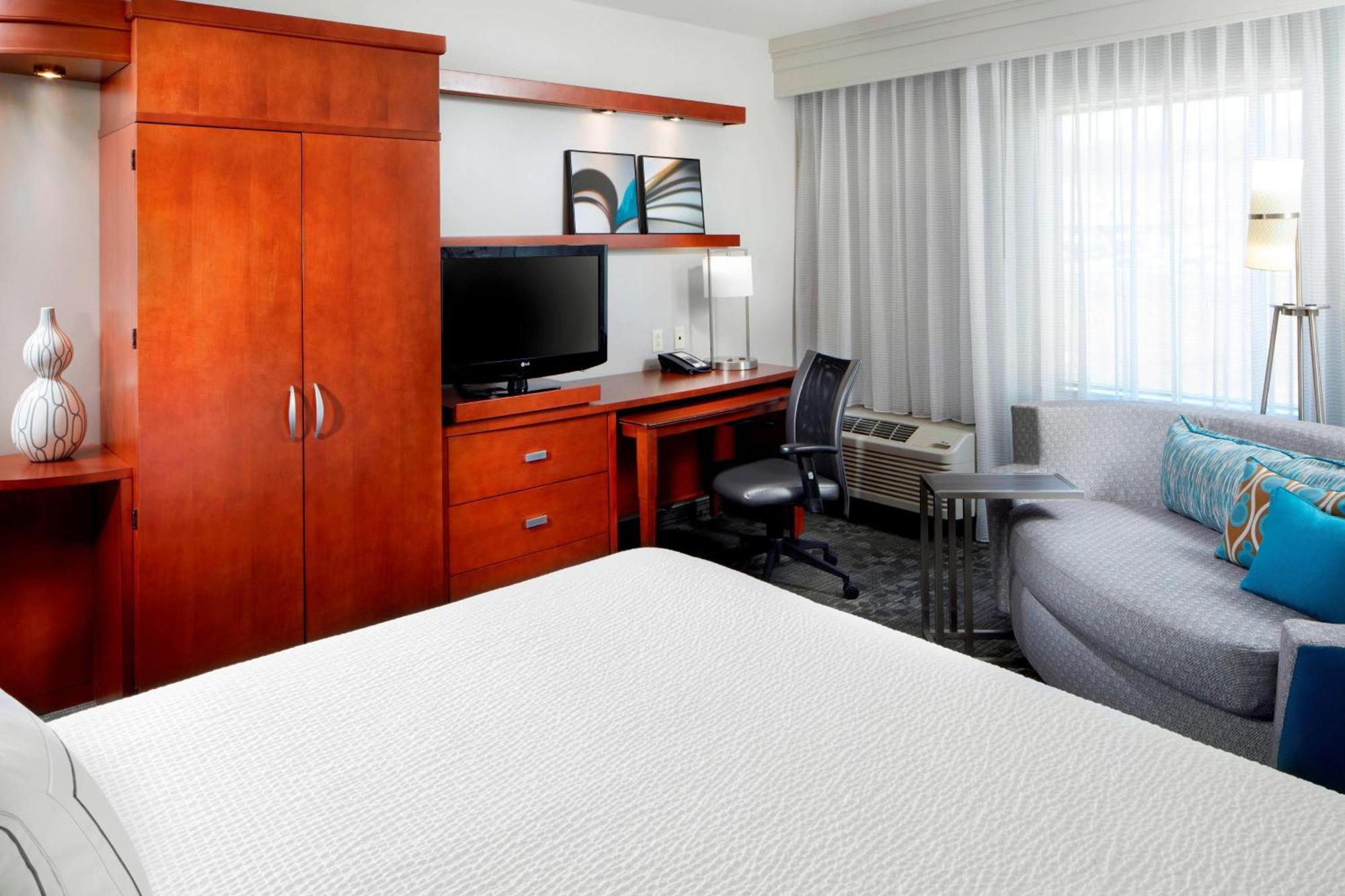 Courtyard Settlers Ridge/robinson Township Hotel 3*