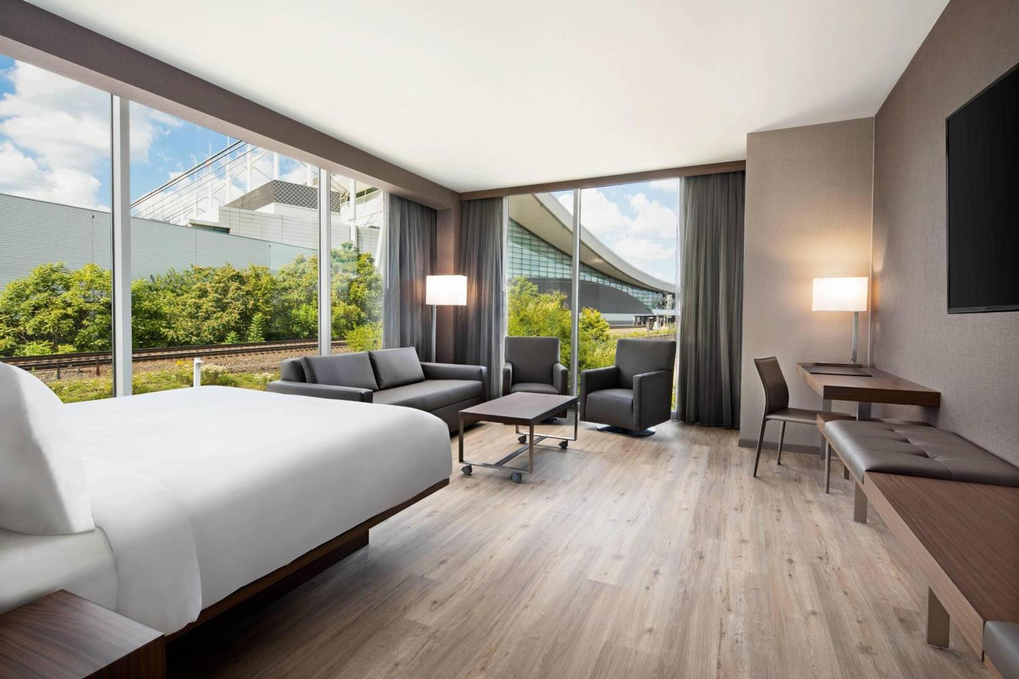 Hotel Ac By Marriott Downtown 3*