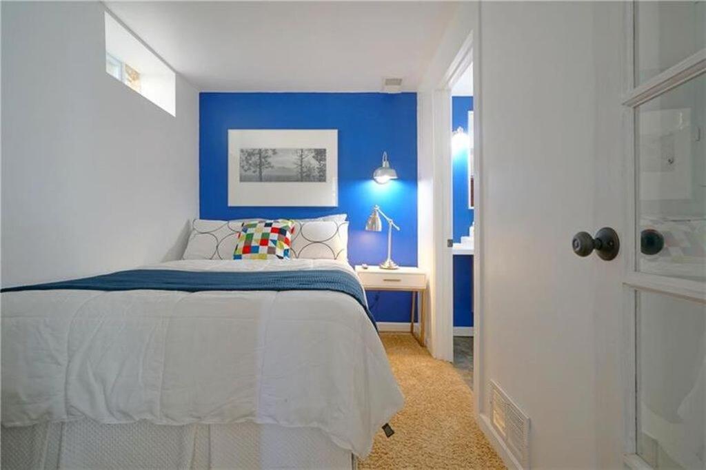 Holiday home With Yard, Sleeps 8