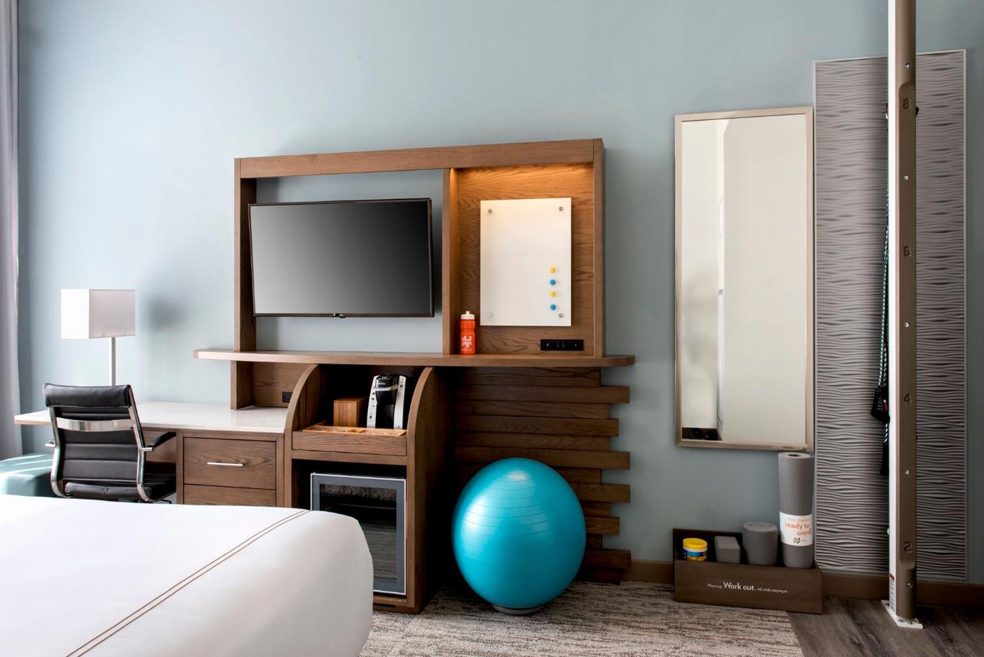 Even Downtown By Ihg 4*