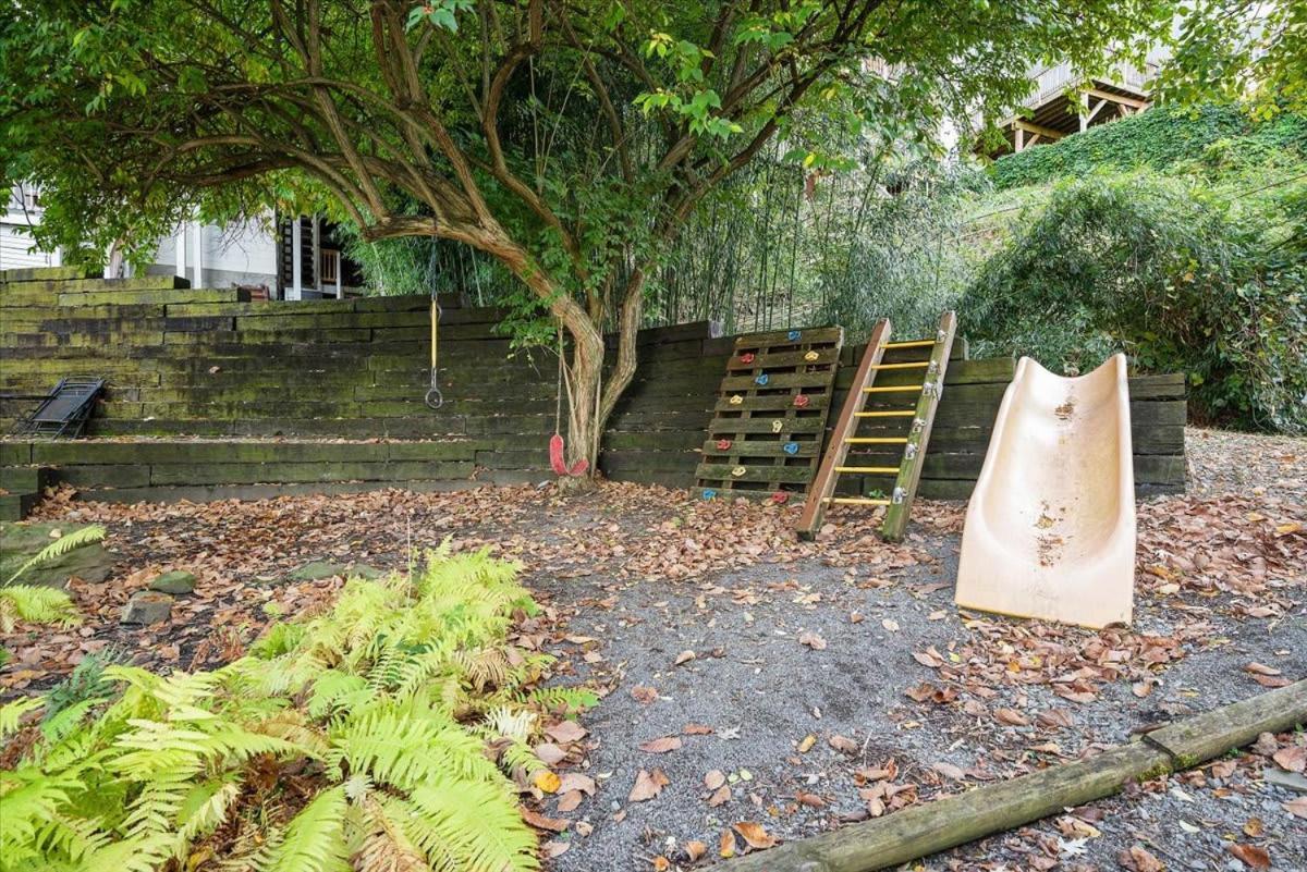 A Million Dollar View And Off Street Parking Holiday home *