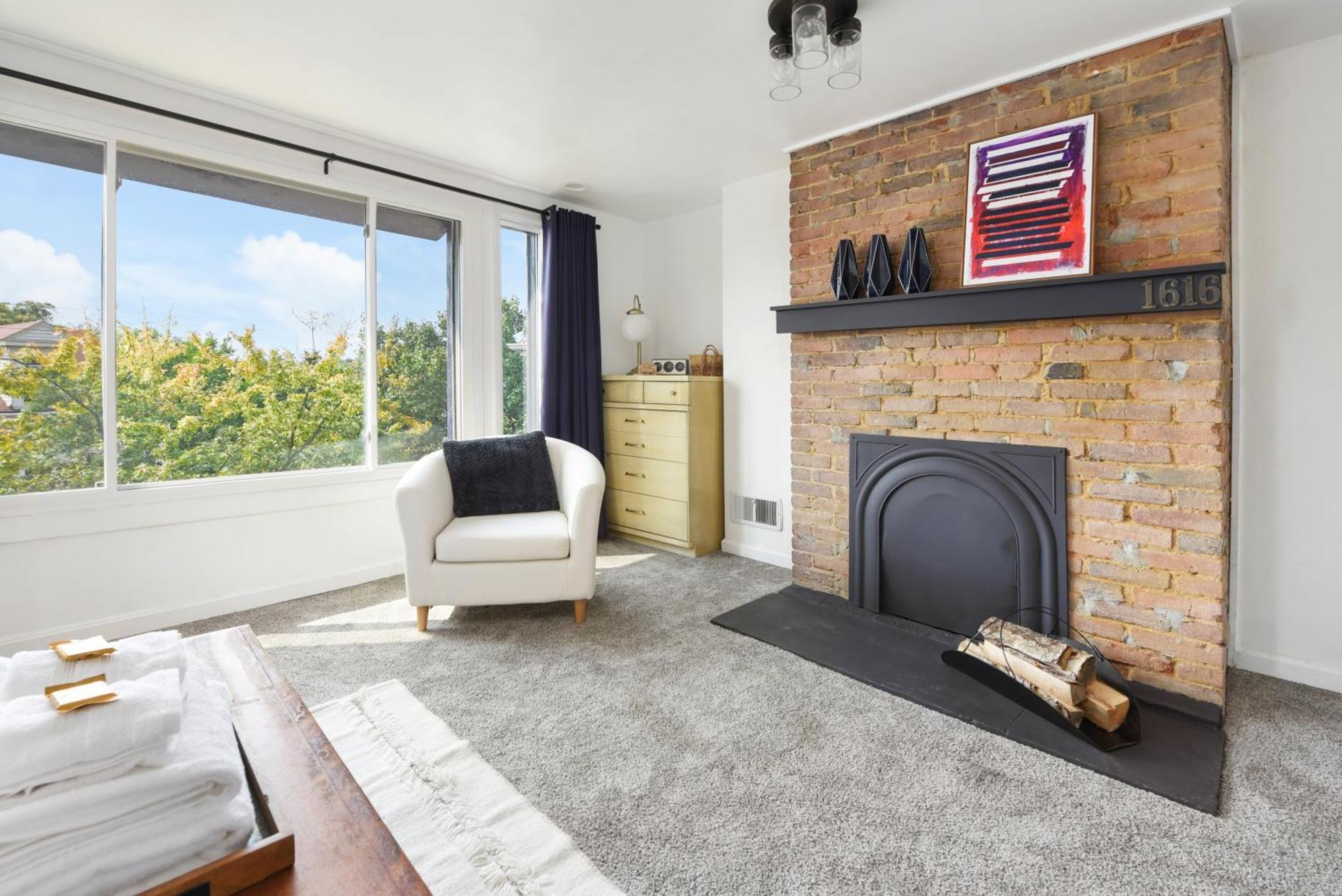 Cozy Retreat, Above The City! Holiday home Pittsburgh