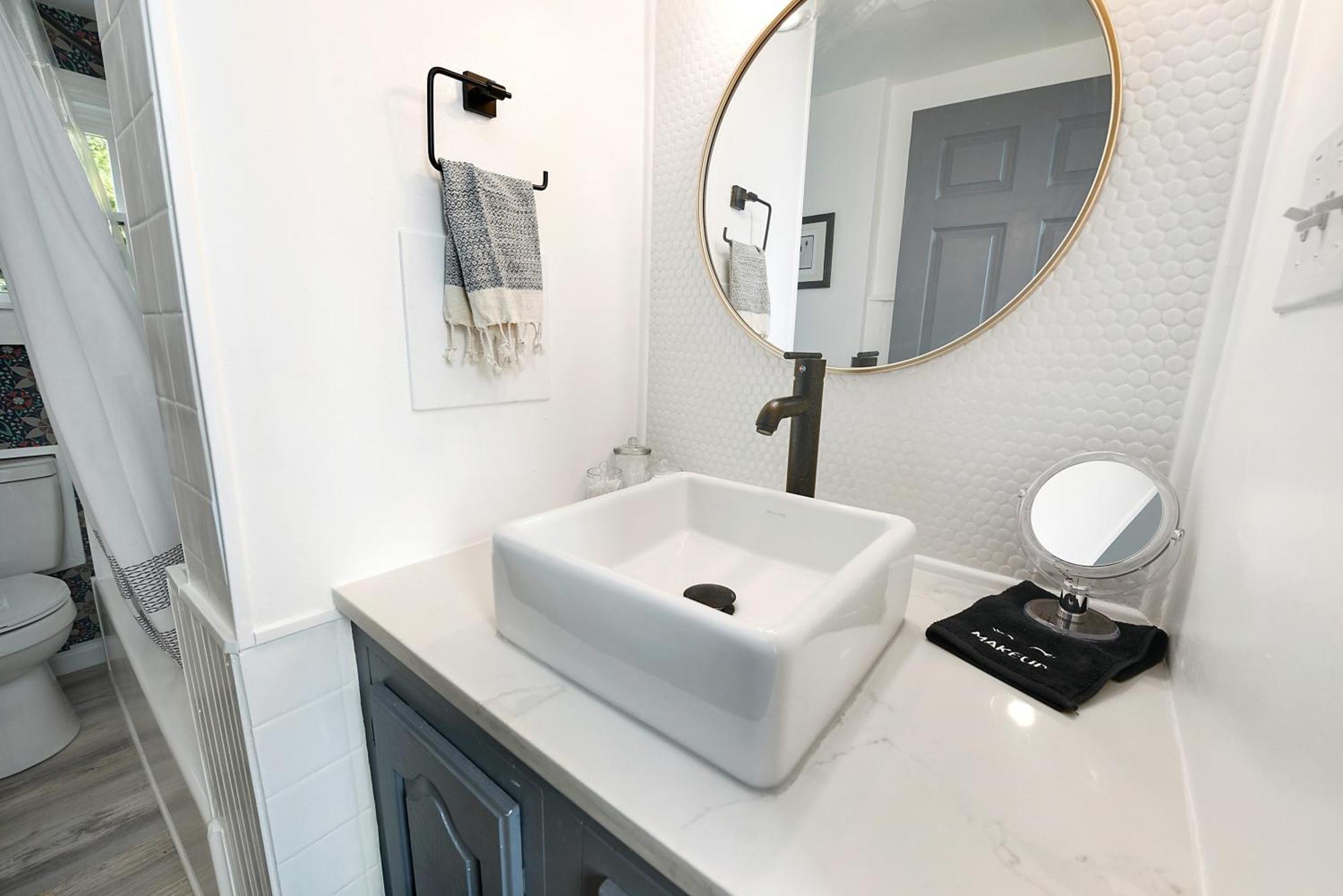 Cozy Retreat, Above The City! * Pittsburgh