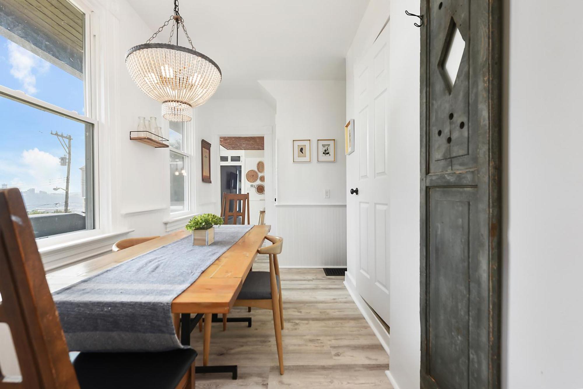 Cozy Retreat, Above The City! Holiday home Pittsburgh