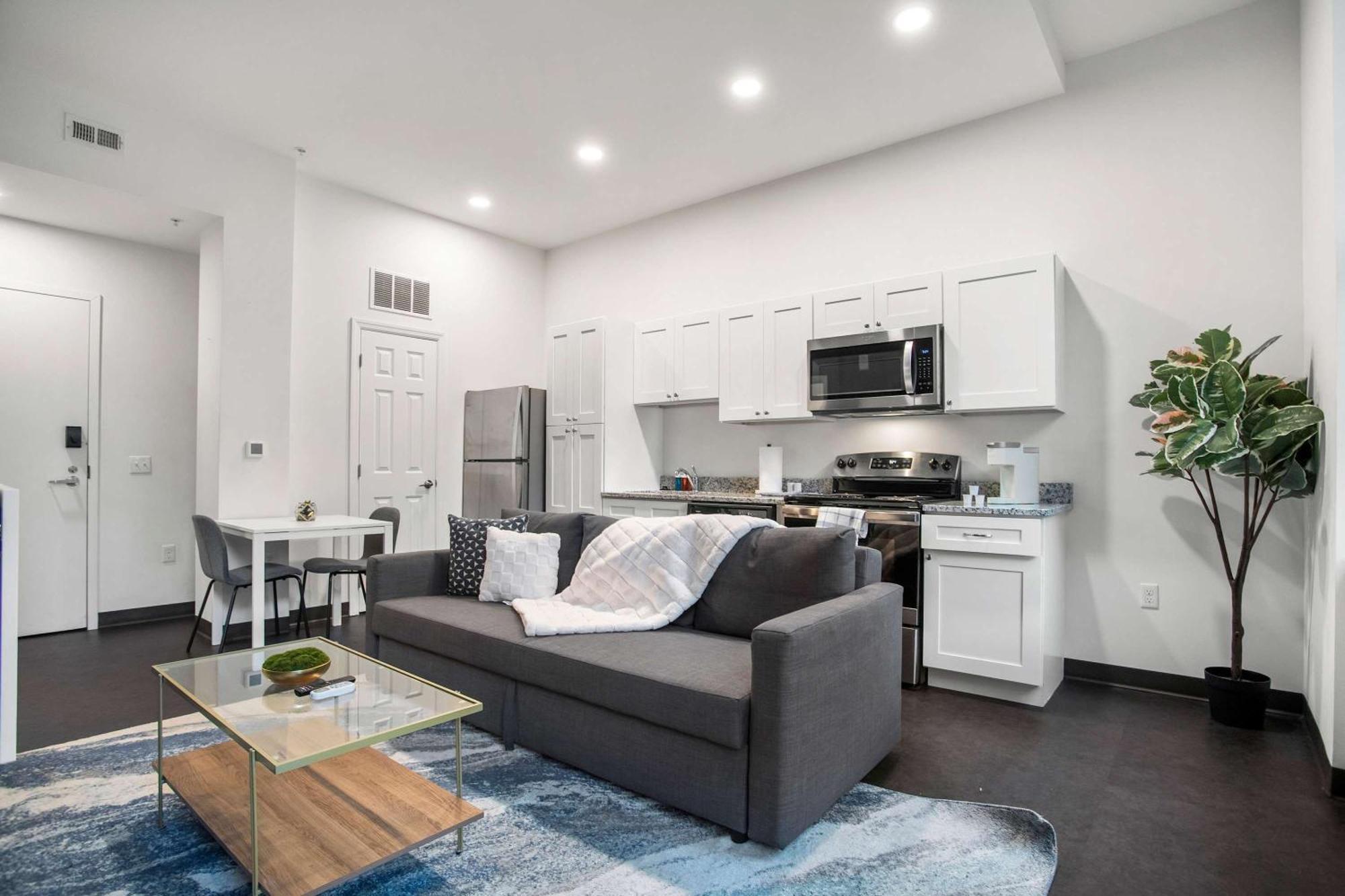 Cozysuites Stunning 1br In Downtown Pitts #23 Apartment