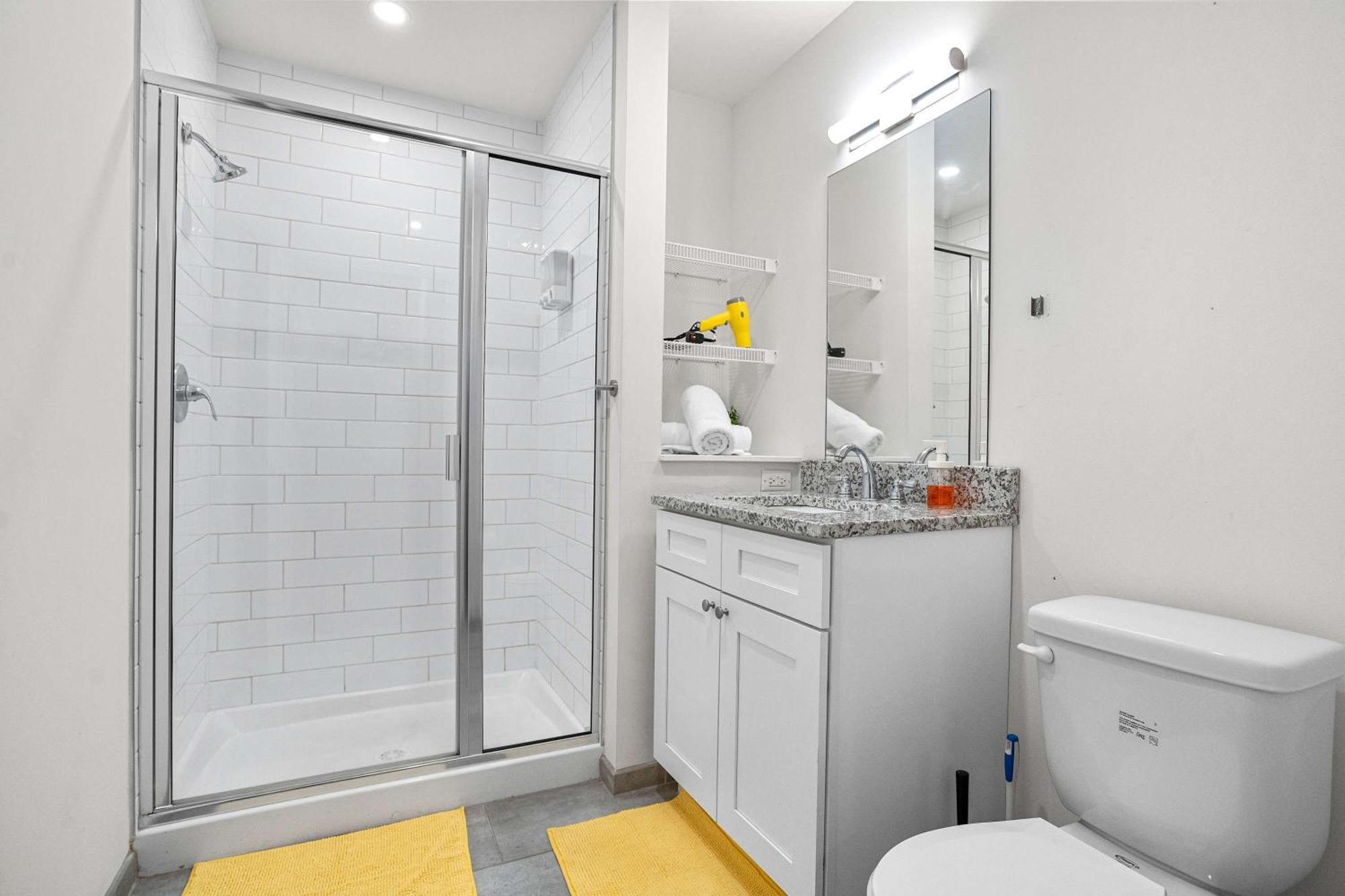 Cozysuites Stunning 1br In Downtown Pitts #12