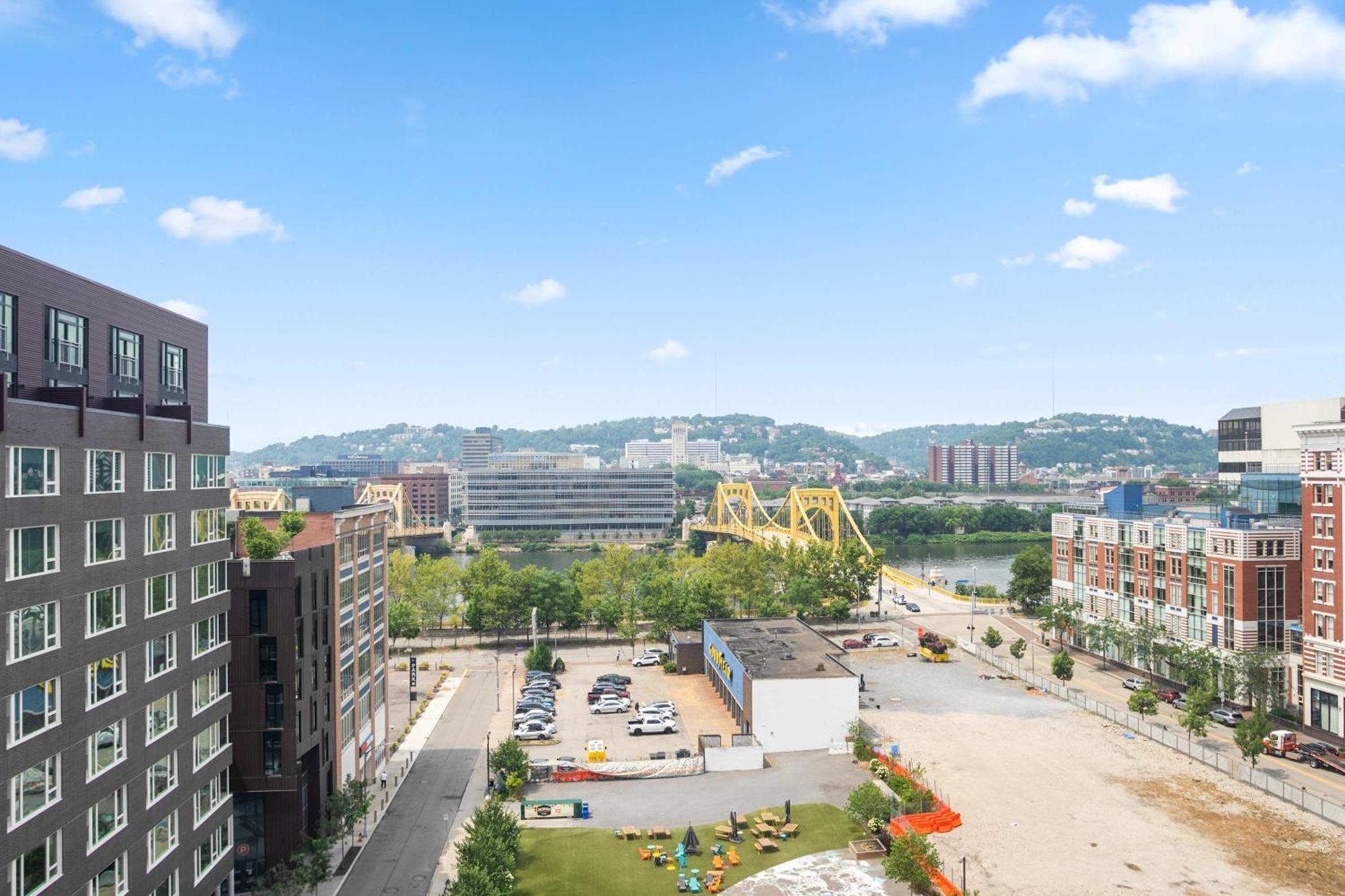 Cozysuites Modern 1br In Downtown Pitts 11 Apartment