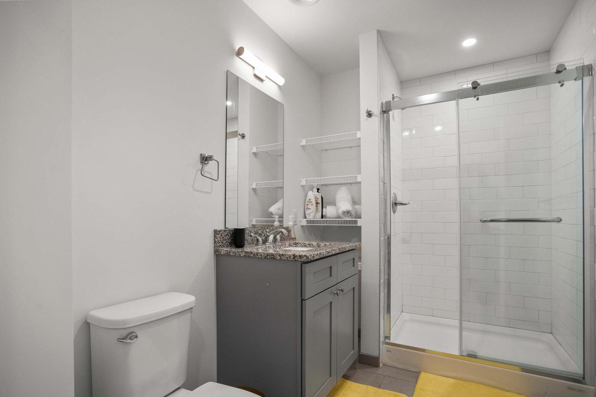 Cozysuites Modern 1br In Downtown Pitts 7 Apartment Pittsburgh