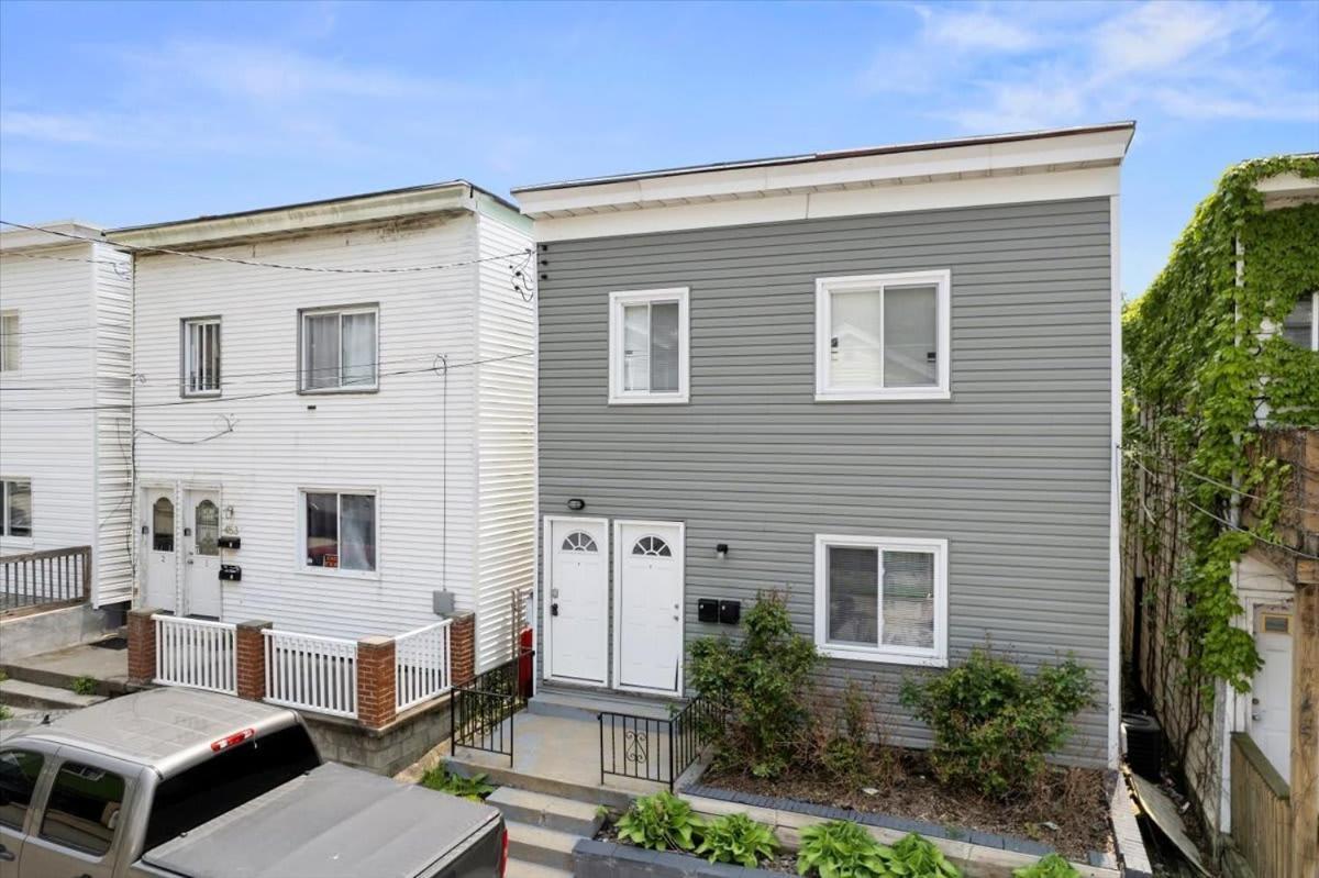Gasthof Great Two Bedroom W Off Street Parking To Explore The Close To Downtown Airport Ballparks Pittsburgh