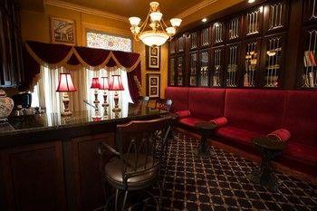Hotel Boggs Mansion 3*