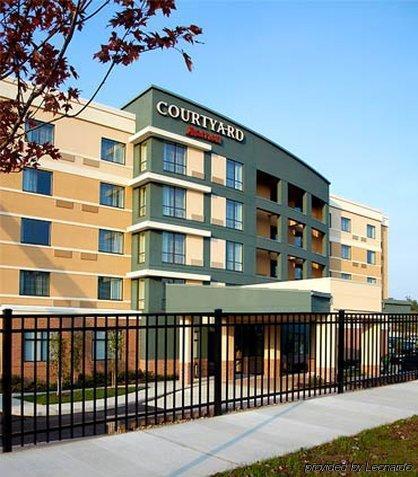 Courtyard Settlers Ridge/robinson Township Pittsburgh
