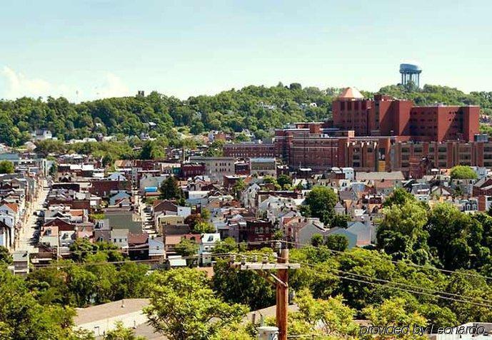 By Marriott University/medical Center 3* Pittsburgh