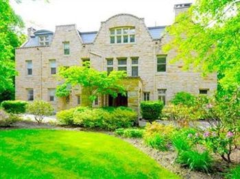 The Mansion At Maple Heights 2* Pittsburgh