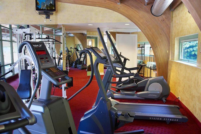 By Marriott University/medical Center 3*