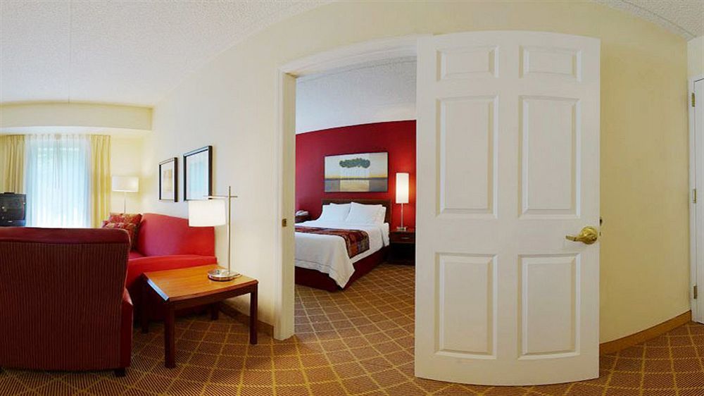 Hotel By Marriott University/medical Center Pittsburgh