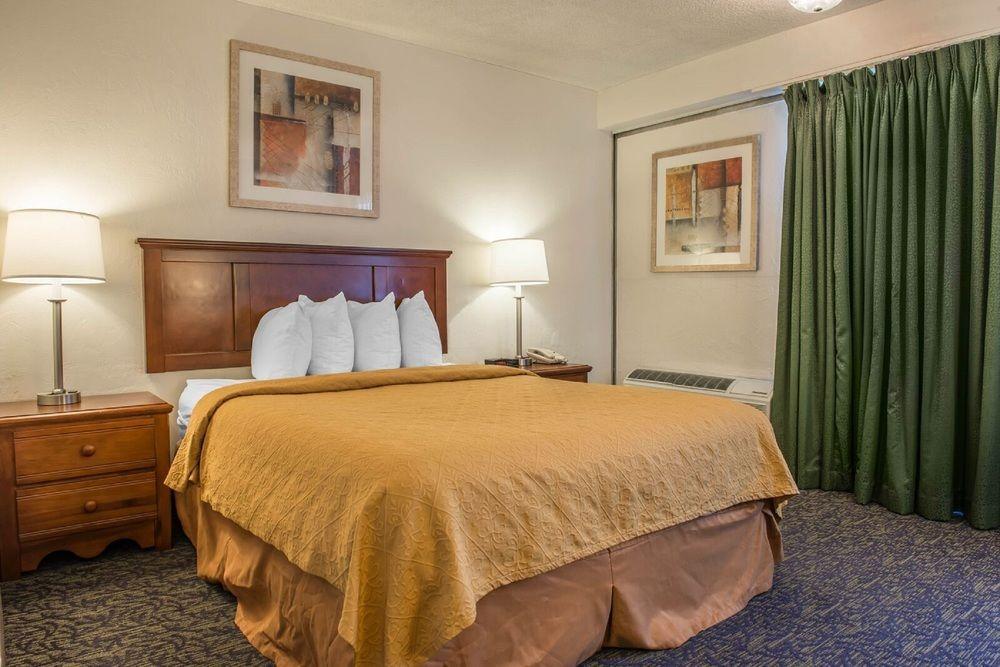 Quality Center Hotel Pittsburgh