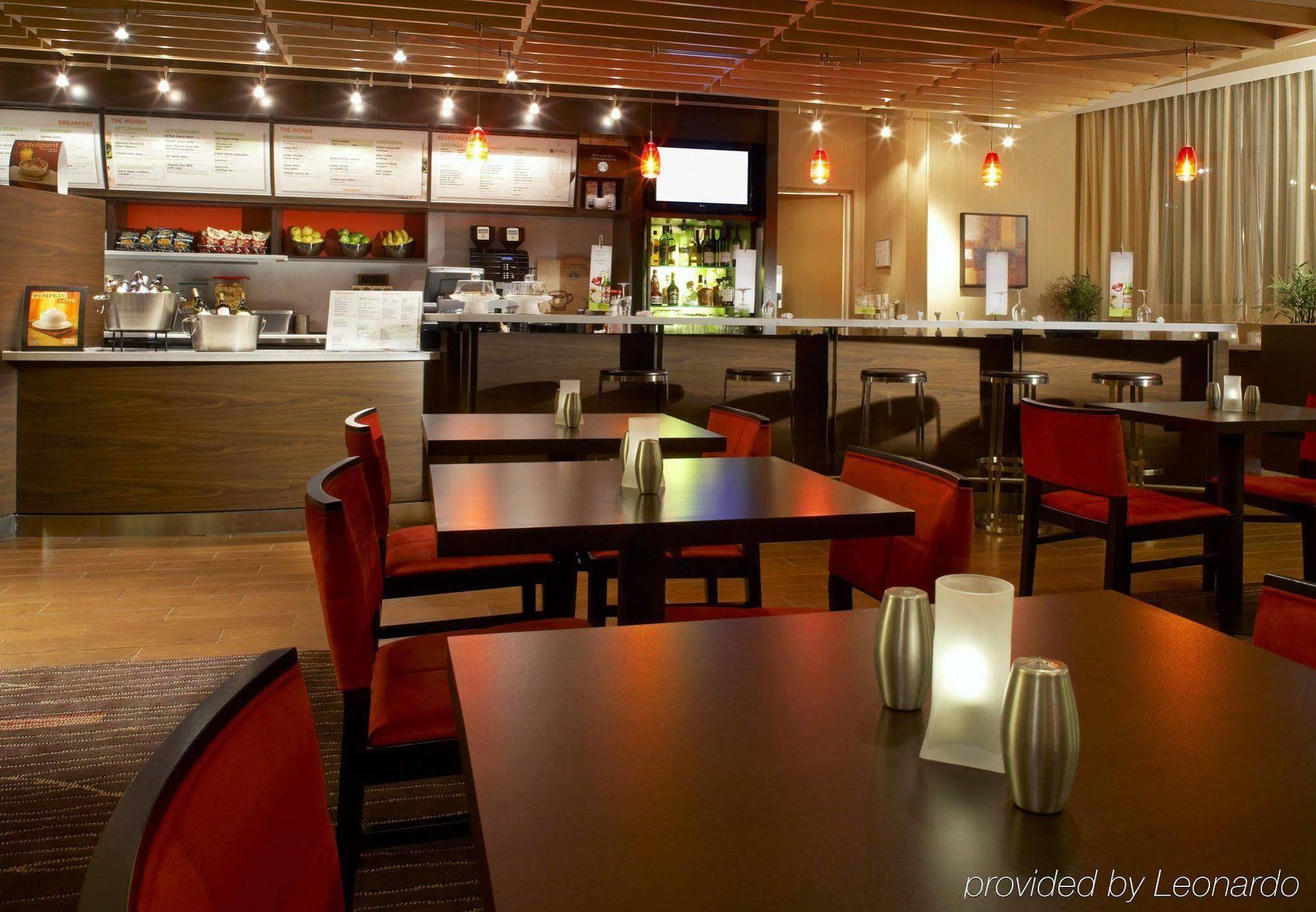 Hotel Courtyard Settlers Ridge/robinson Township 3*