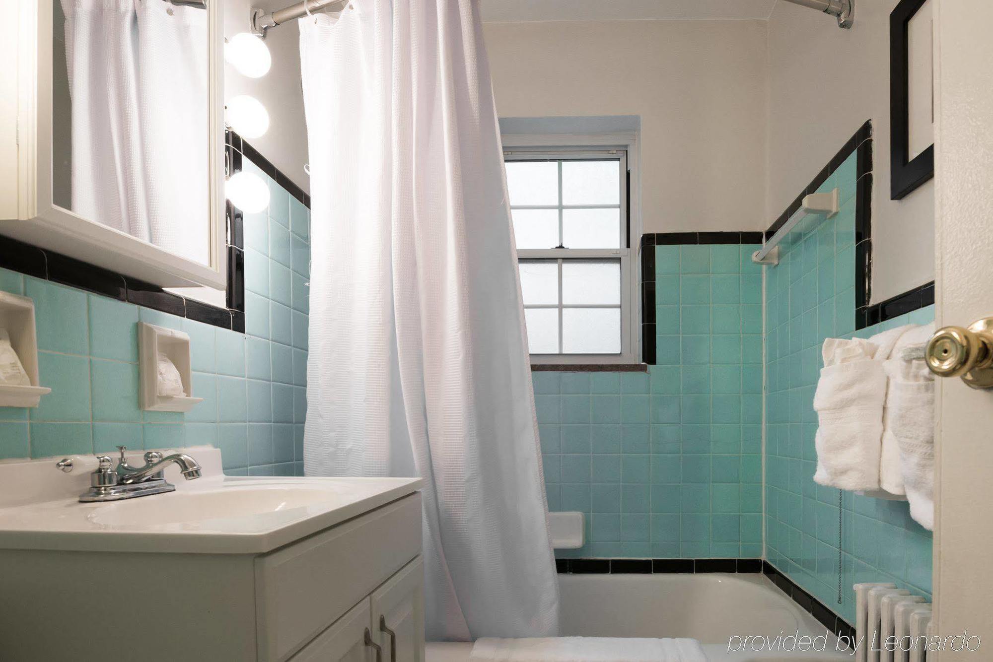 Shadyside 4* Pittsburgh