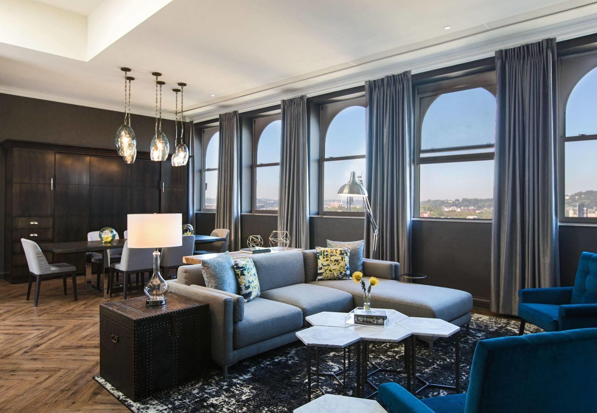 Hotel Renaissance Pittsburgh