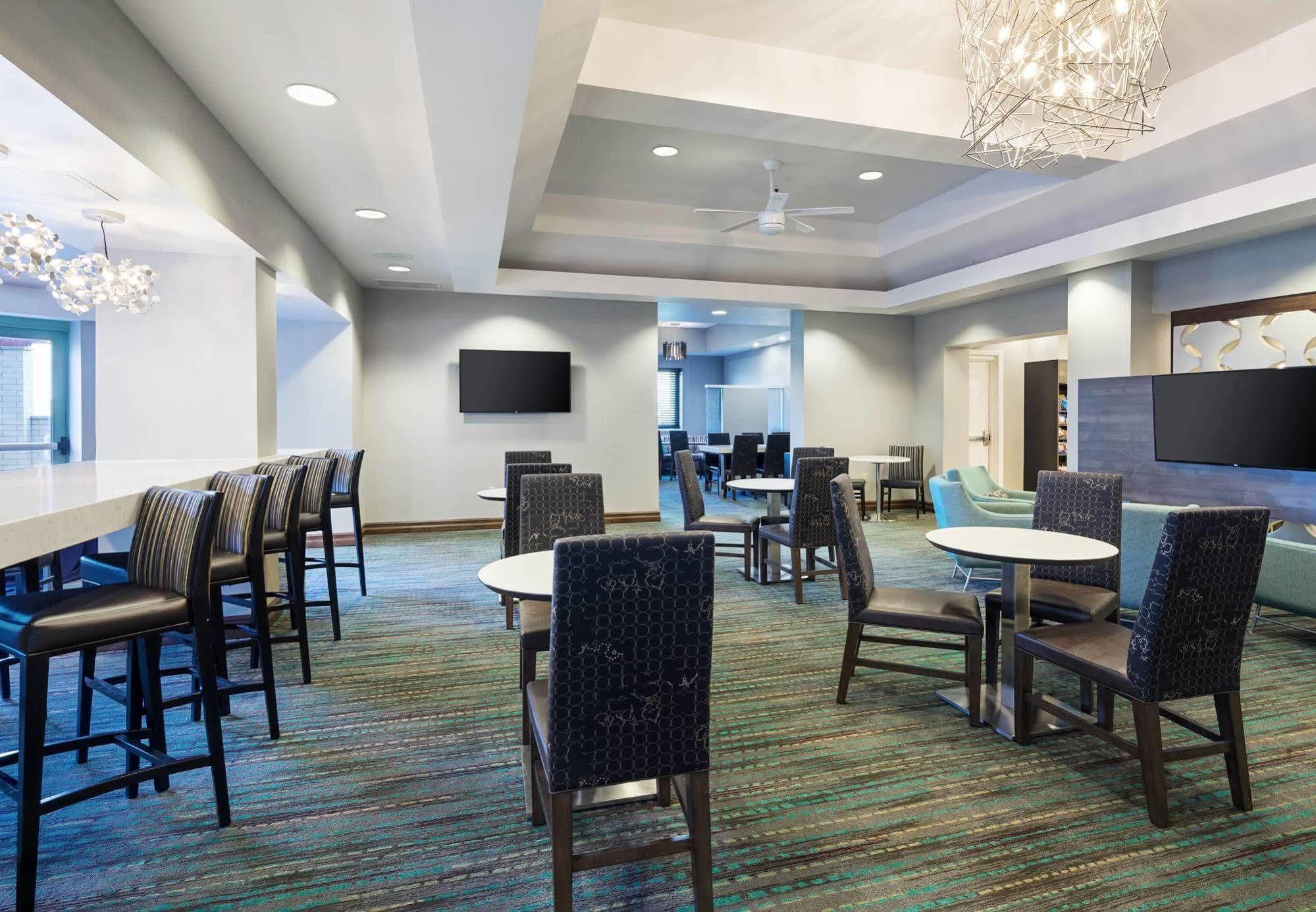 Hotel By Marriott University/medical Center Pittsburgh